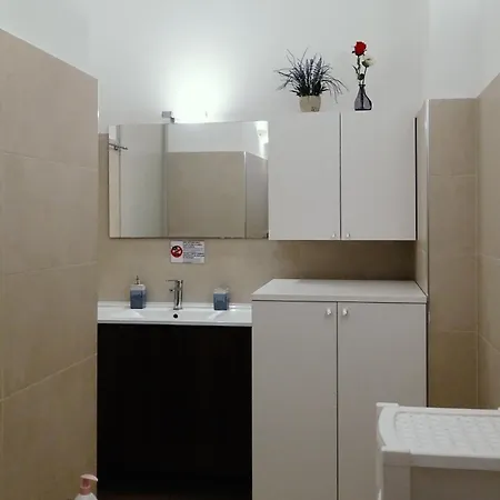 Appartamento Music House - Metro M4 - Linate - Studi *