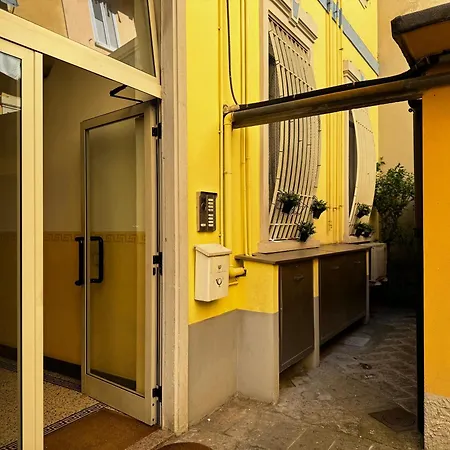 Apartment Regina In Verona - Sky Tv, Wifi E Breakfast Box