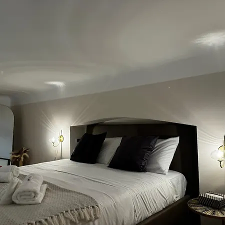Apartment Regina In Verona - Sky Tv, Wifi E Breakfast Box