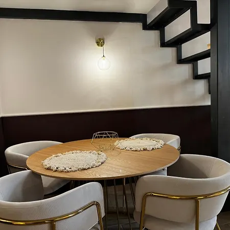 Regina In Verona - Sky Tv, Wifi E Breakfast Box Milan