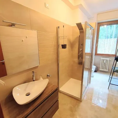 Mi Affaccio Sulla Piazza Milan