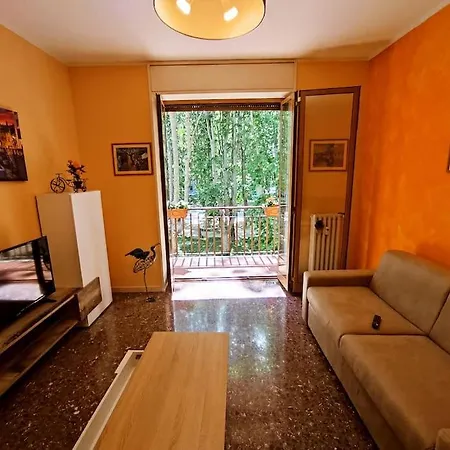 Apartment Mi Affaccio Sulla Piazza *