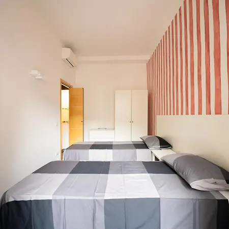 Exclusive 2-bedroom House Next To Duomo Cathedral