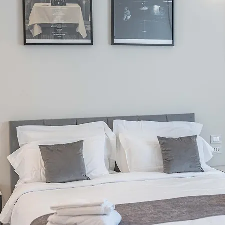 Daire Moscova Luxury New Milano