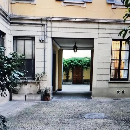 Apartment Cult Milan
