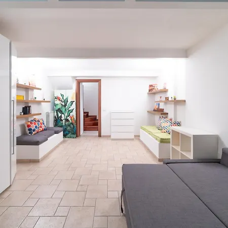Apartment Luxury & Cozy 90 Sqm Flat Facing “bosco Verticale” *