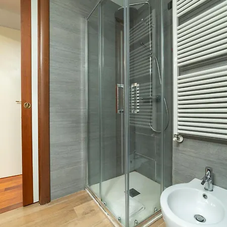 Luxury & Cozy 90 Sqm Flat Facing “bosco Verticale” Milan