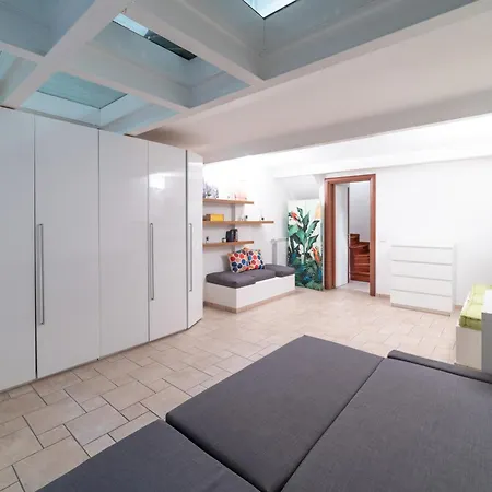 Luxury & Cozy 90 Sqm Flat Facing “bosco Verticale”