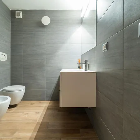 Luxury & Cozy 90 Sqm Flat Facing “bosco Verticale”