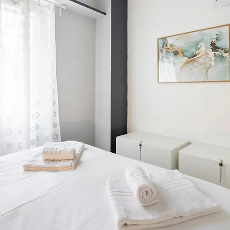 Lejlighed - 10 Minutes To Duomo And Train Station Milano