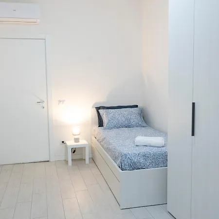 Ce6 - Corso Sempione • Large ميلان