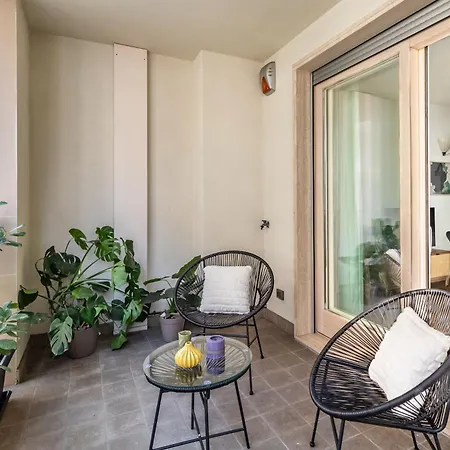Apartment Design Con Terrazza In Via Masera 6 *