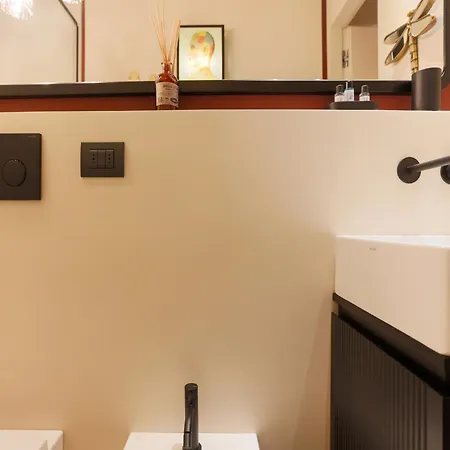 Апартаменты The Rent - Modern One-bedroom In The Lively Heart Of Brera Милан