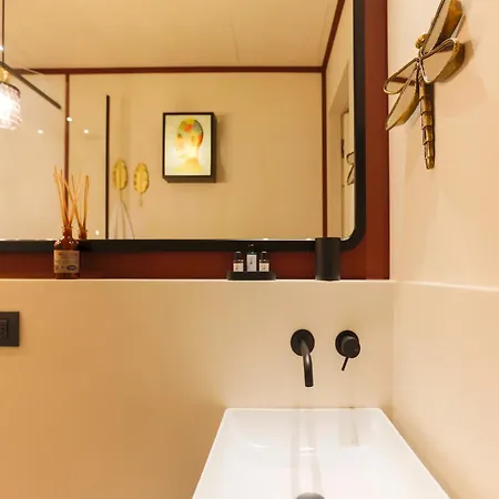 Апартаменты The Rent - Modern One-bedroom In The Lively Heart Of Brera