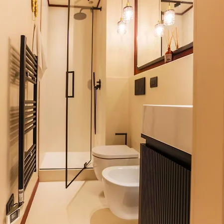 Апартаменты The Rent - Modern One-bedroom In The Lively Heart Of Brera