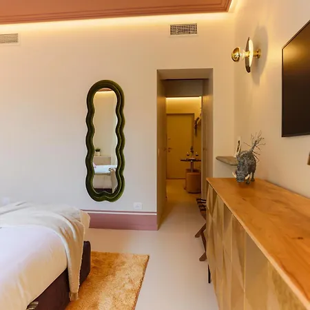 Апартаменты The Rent - Modern One-bedroom In The Lively Heart Of Brera