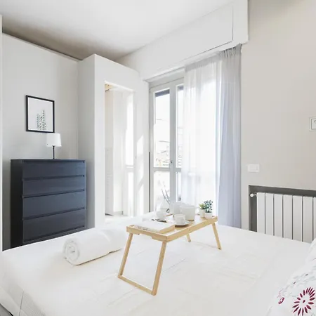 Easylife - - Commenda 25 - Porta Romana