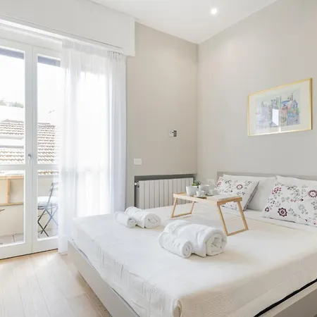 Апартаменты Easylife - - Commenda 25 - Porta Romana *