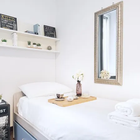 Easylife - - Lazzaro Papi 3 - Porta Romana