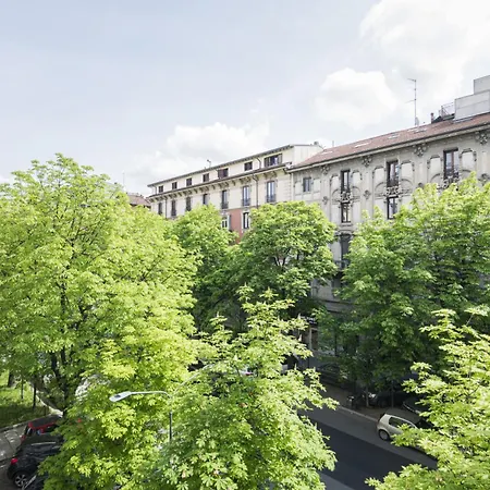 Easylife - - Lazzaro Papi 3 - Porta Romana Milano