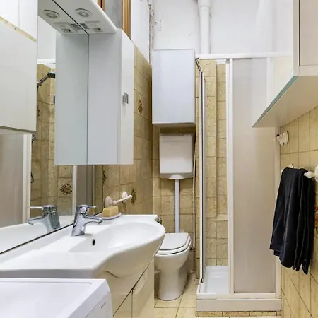 Apartman 12 Minutes From Duomo - Modern Loft