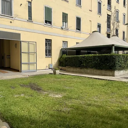 Umbria 60 Apartment Milan