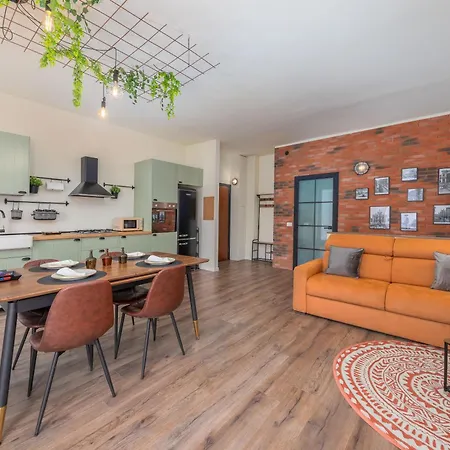 Casa Kind, Bicocca - Isola - Garibaldi Apartment *