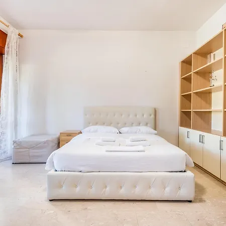 Appartement 3pax Wifi- Via Tosi *