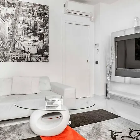Apartment Jacuzzi Duomo - Free Parcking Ac Wi-fi Milan