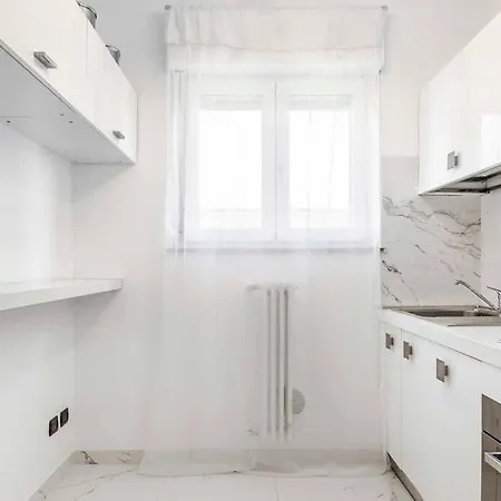 Jacuzzi Duomo - Free Parcking Ac Wi-fi Apartment Milan