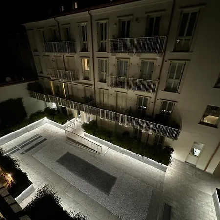Regina In Melegnano - Wifi, Breakfast Box And Terrace Апартаменты