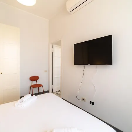 Retreat In The Heart Of - Duomo Apartamento