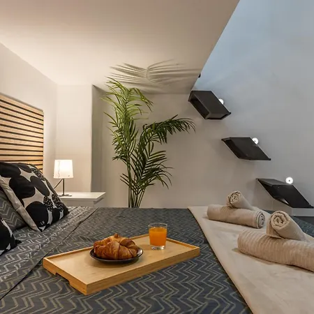 Industrial Loft In Maciacchini - Metro 50m Smartworking & Netflix