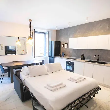 Appartamento Porta Venezia - Design Con Balcone - 55mq *