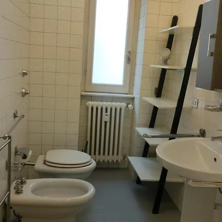 3 Minutes On Foot From Duomo Big With 3 Bedroom Apartment *