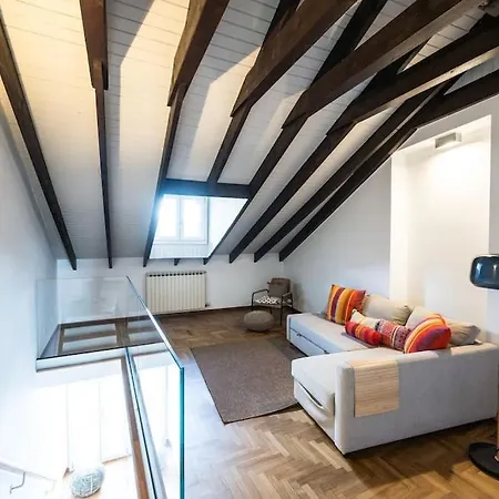 Apartment Wonderfull Two Floors Navigli Mailand