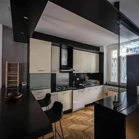 Wonderfull Two Floors Navigli Apartman