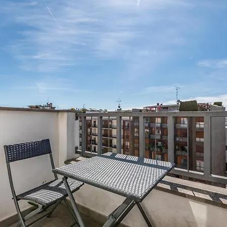 Brand New Beatrice D'este