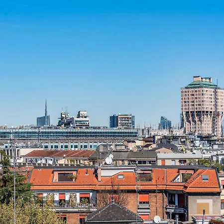 Brand New Beatrice D'este