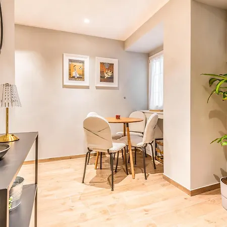 High-class Porta Venezia Flat Via Salvini Mediolan