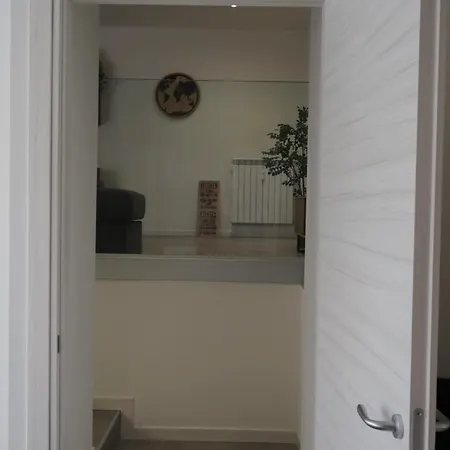 Ihost Luxury - Neg Roli 8 Milan