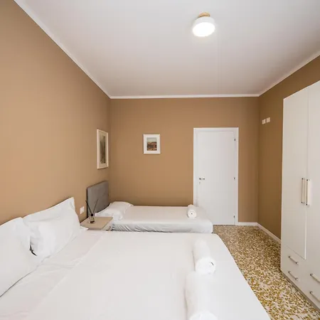 Shortmi Canonica Apartman Milánó
