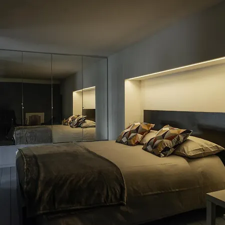 Monviso Design Loft R&r شقة