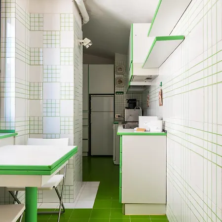 Apartment Elegante Bilocale Con Postazione Lavoro San Babila *