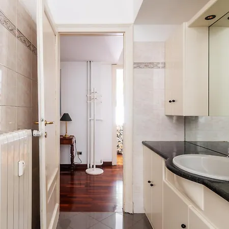 Bilocale Di Charme A Due Passi Da Pt Romana *