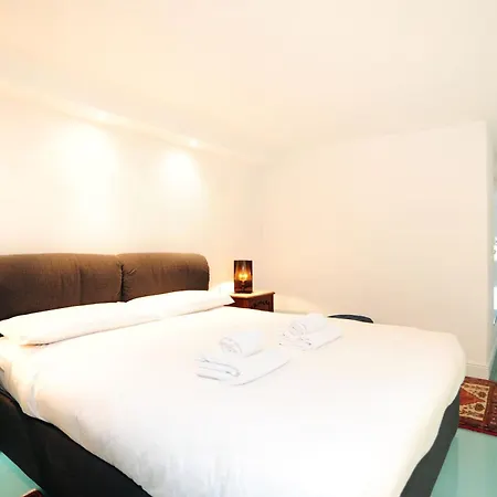 Giovio Duplex Mailand