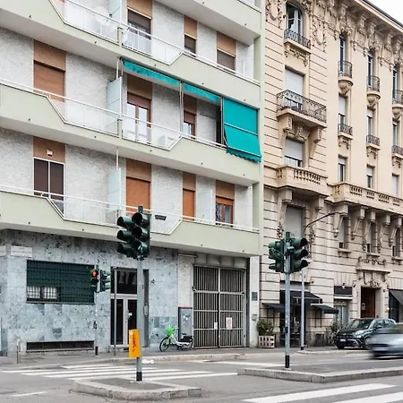 Da Mauro Sui Navigli Bilocale Vista Darsena Milano