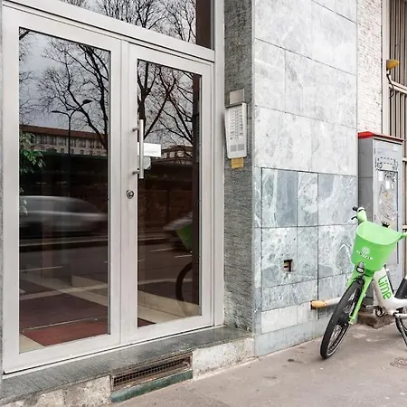 Da Mauro Sui Navigli Bilocale Vista Darsena Milano