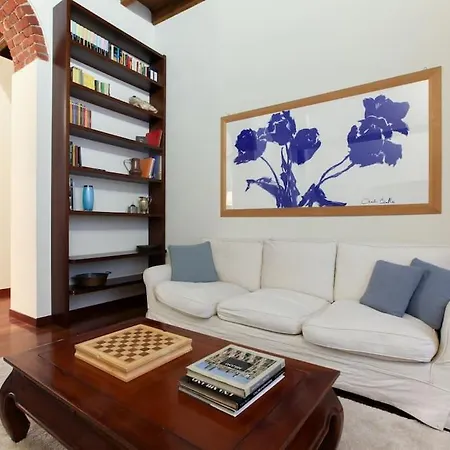 Apartment Hacca Collection - Corso Magenta, Unique And Charming 2br