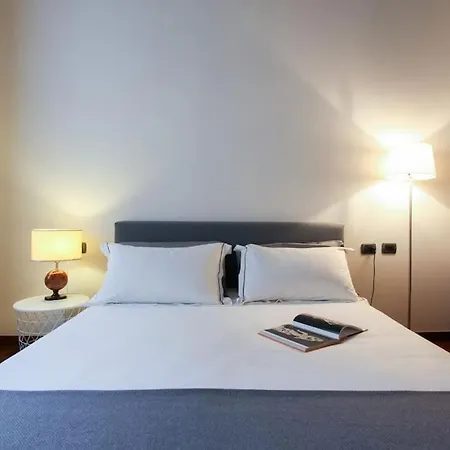 Hacca Collection - Corso Magenta, Unique And Charming 2br Milano